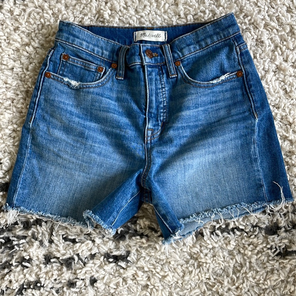 Madewell Medium Wash Midi Denim High Waste Shorts size 25